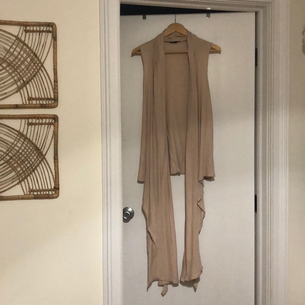 ALICE + OLIVIA blush sleeveless cardigan